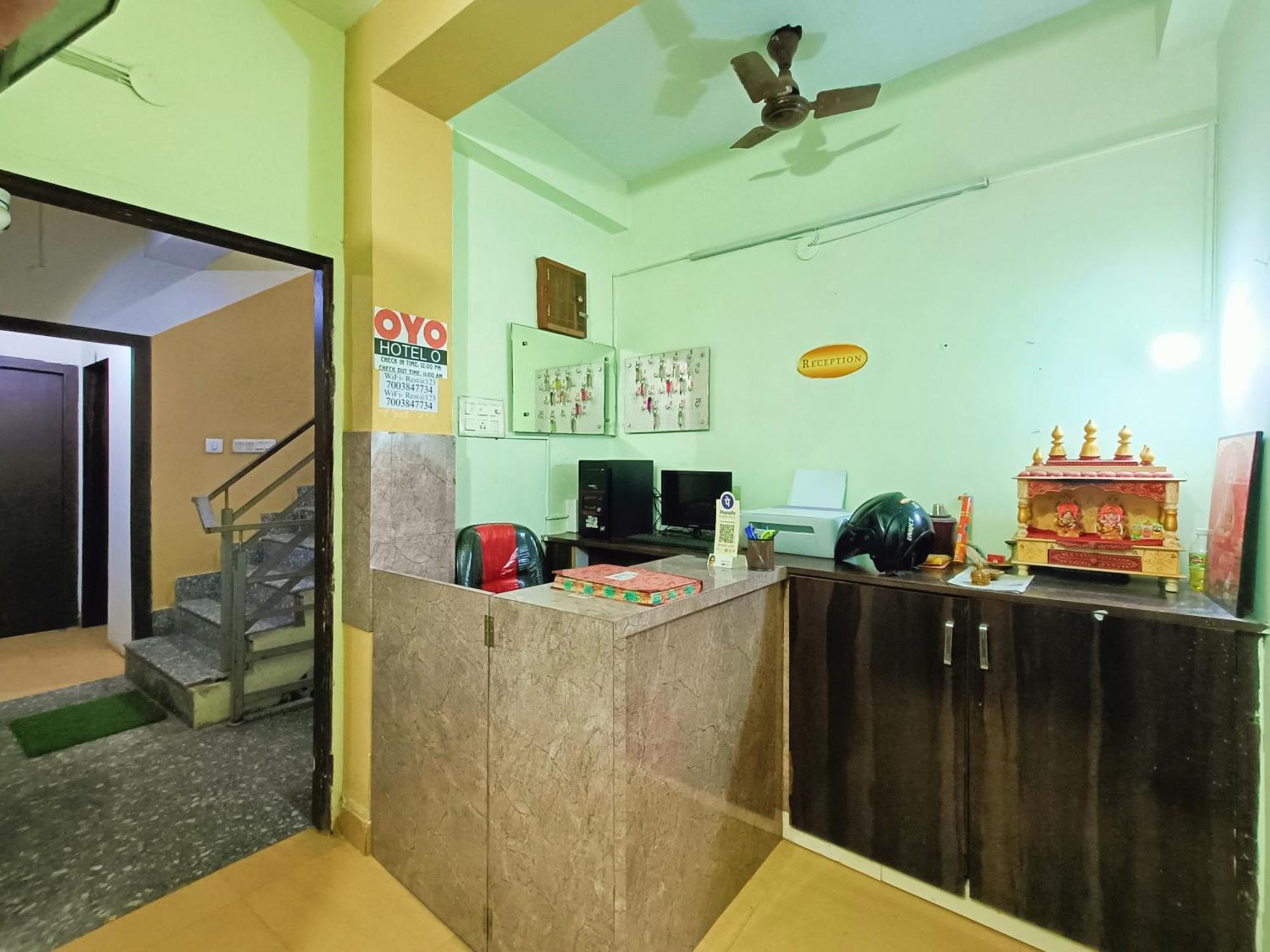 Rest Inn Hotel Newtown Road Near Tata Medical 加尔各答 外观 照片